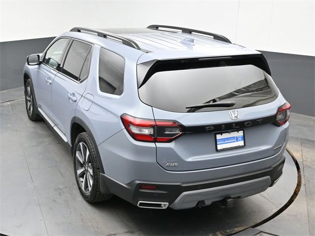 Used 2023 Honda Pilot Touring image 32