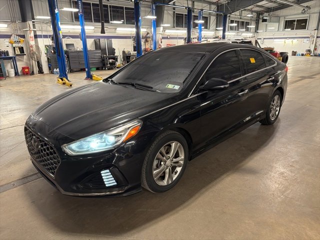 Used 2019 Hyundai Sonata Limited w/ Ultimate Package 04