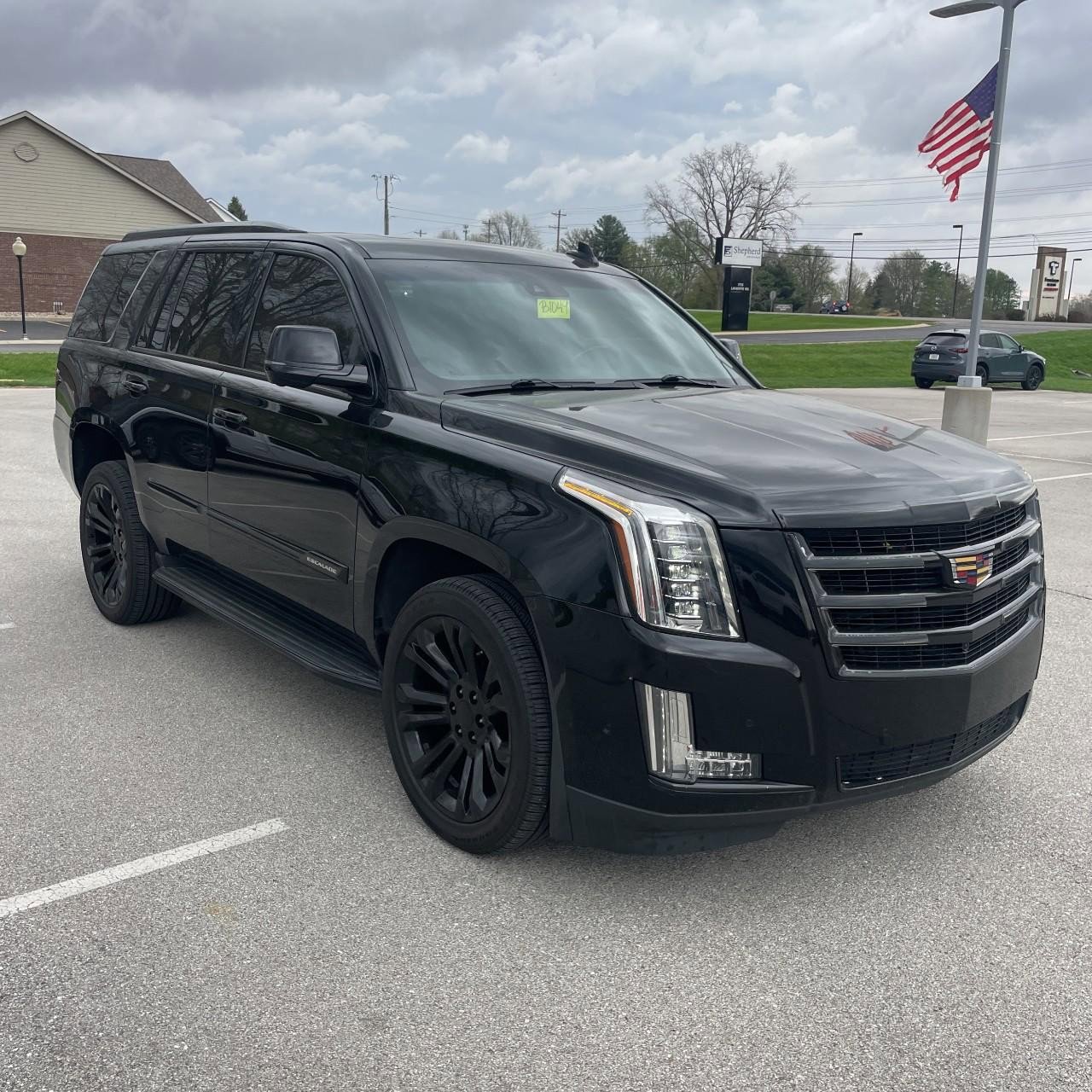 Used 2019 Cadillac Escalade Luxury image 5