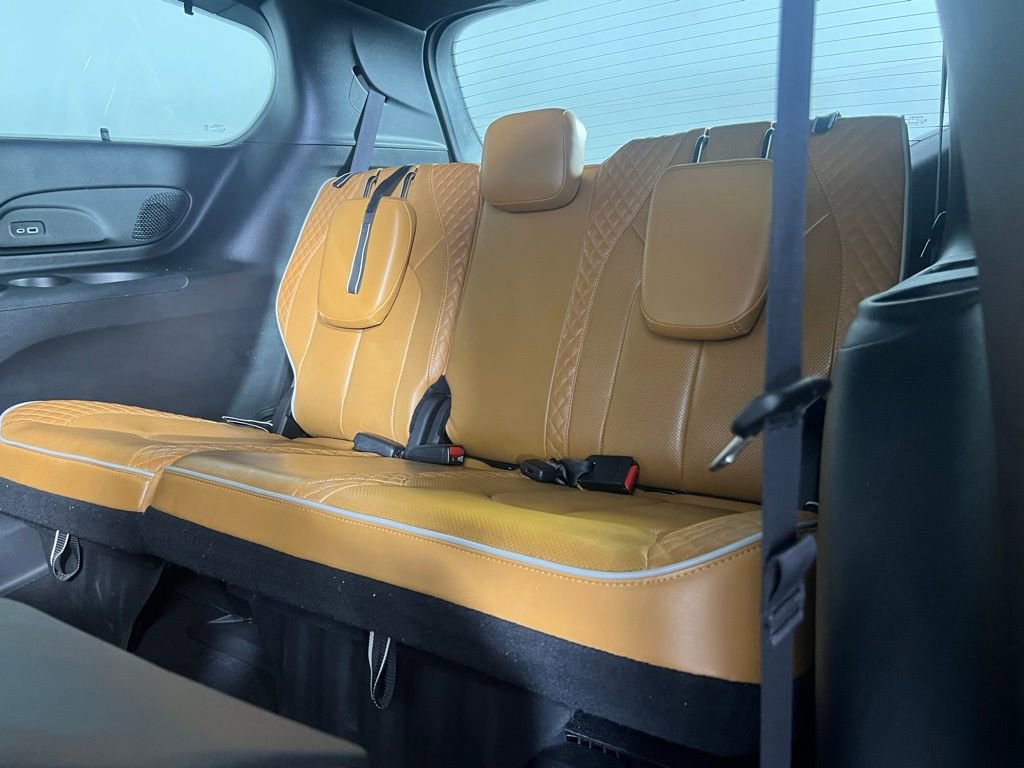 Used 2023 Chrysler Pacifica Pinnacle image 28
