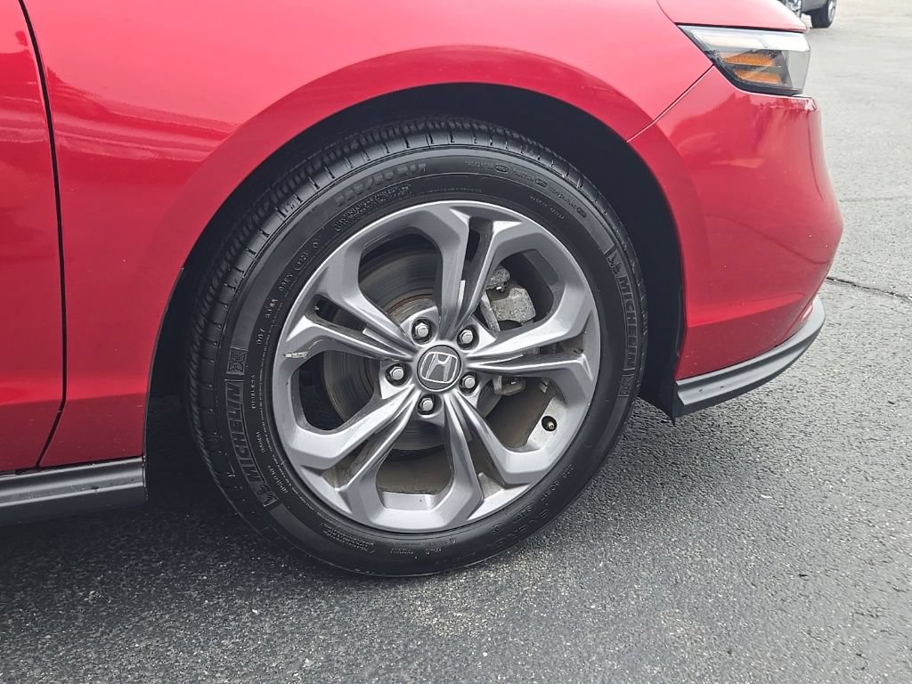 Used 2024 Honda Accord EX image 10