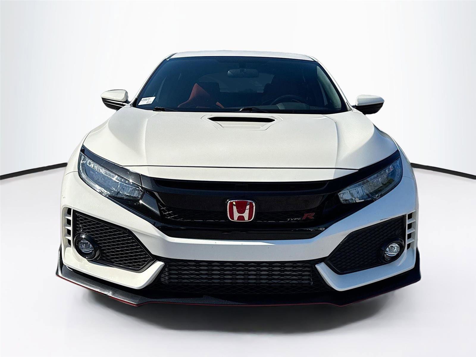 Used 2019 Honda Civic Type R image 2