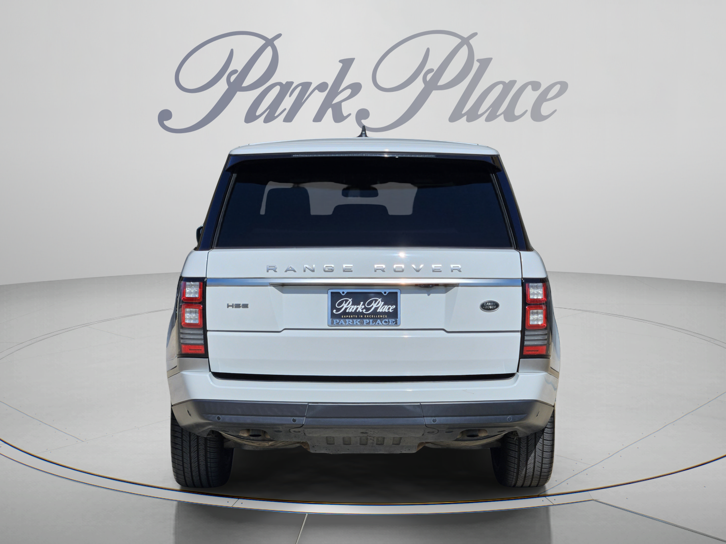 Used 2016 Land Rover Range Rover HSE AWD/4WD image 4