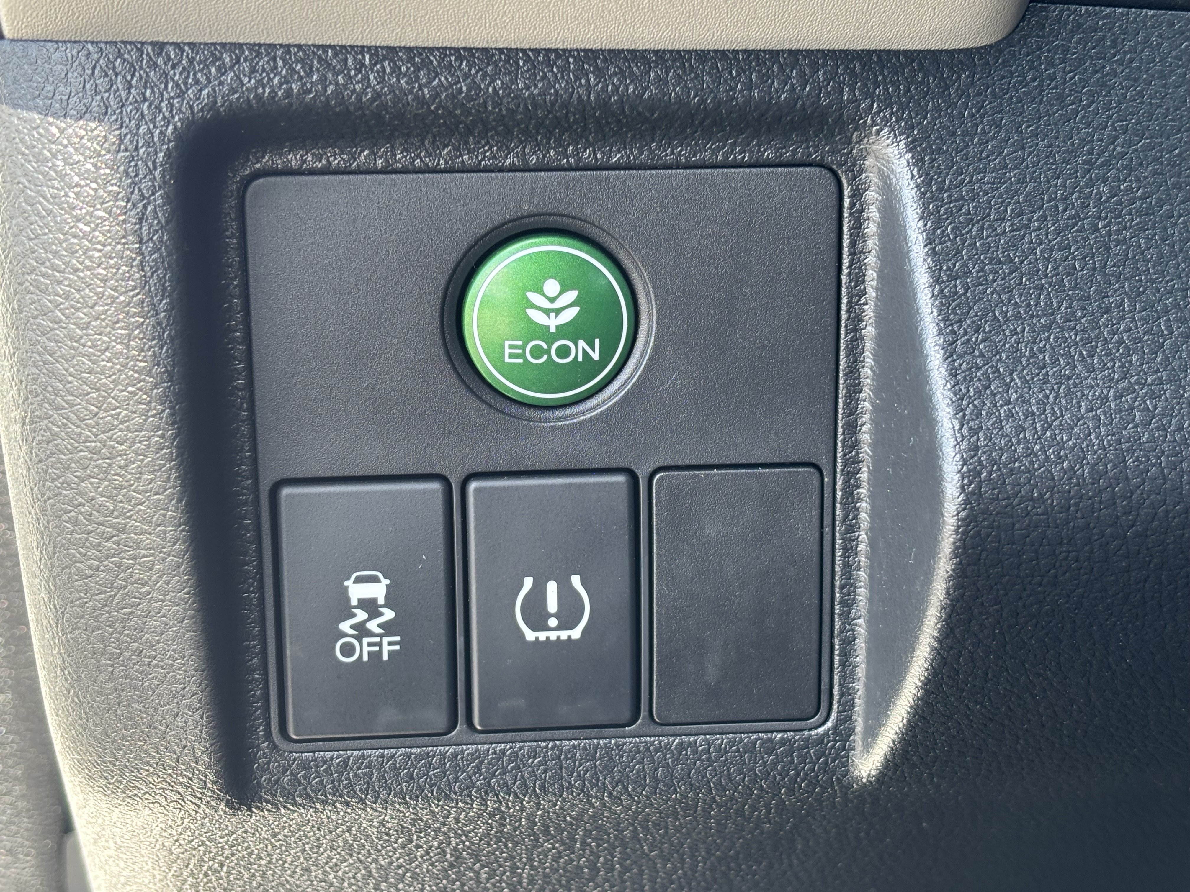 Used 2022 Honda HR-V LX image 23