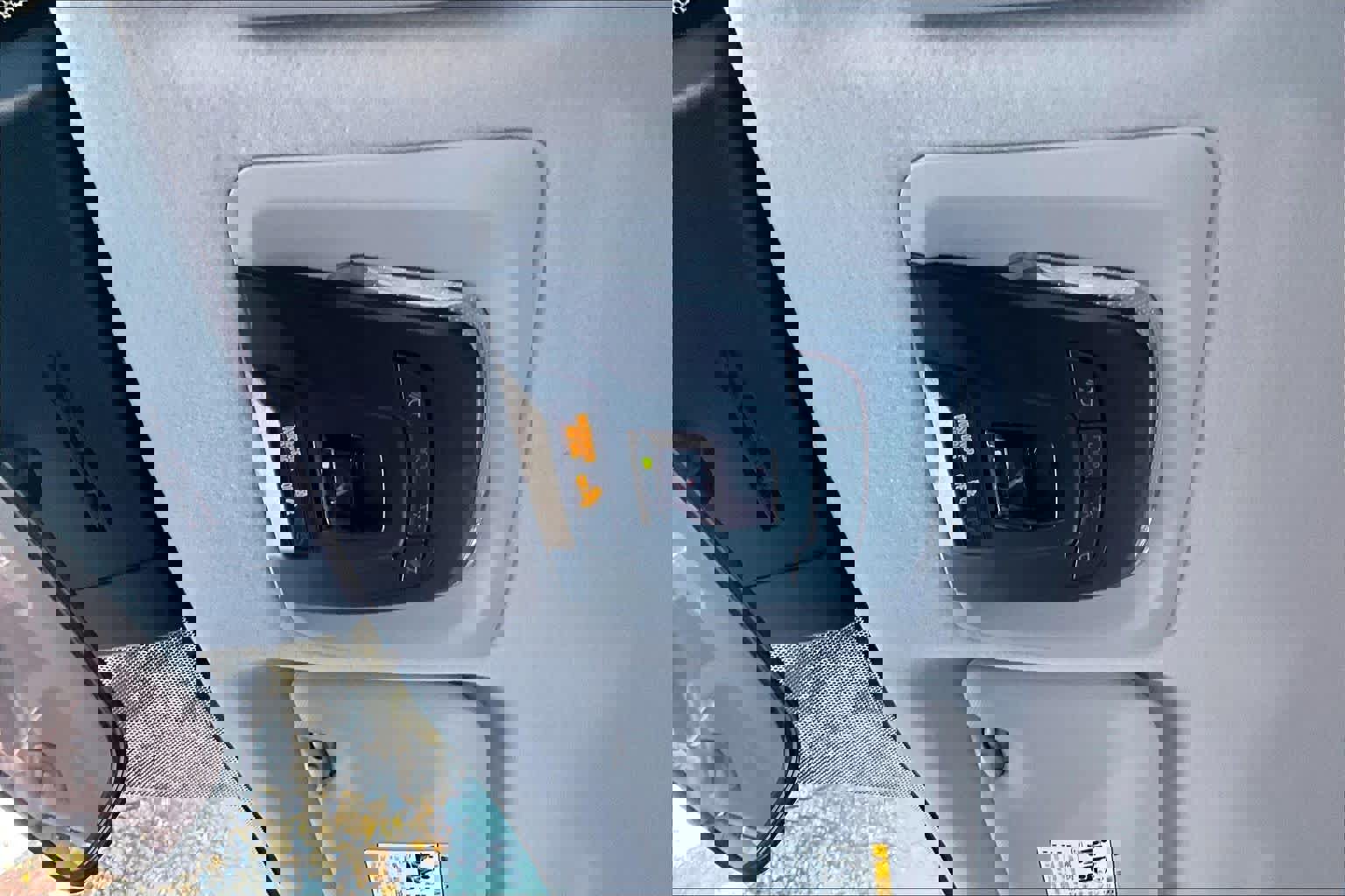 Used 2023 Toyota Corolla Cross L image 32