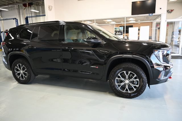 New 2026 GMC Acadia AT4 w/ Luxury Package AWD/4WD image 4