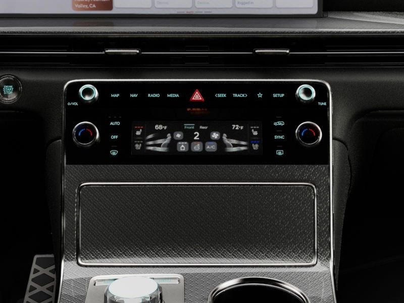 New 2026 Genesis GV80 3.5T e-SC AWD/4WD image 16