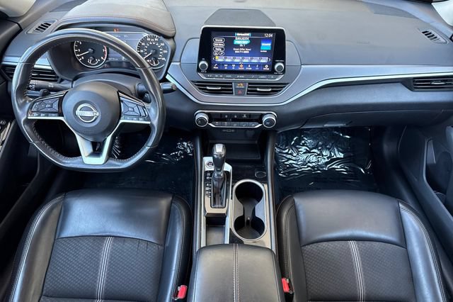 Used 2024 Nissan Altima 2.5 SR FWD image 15