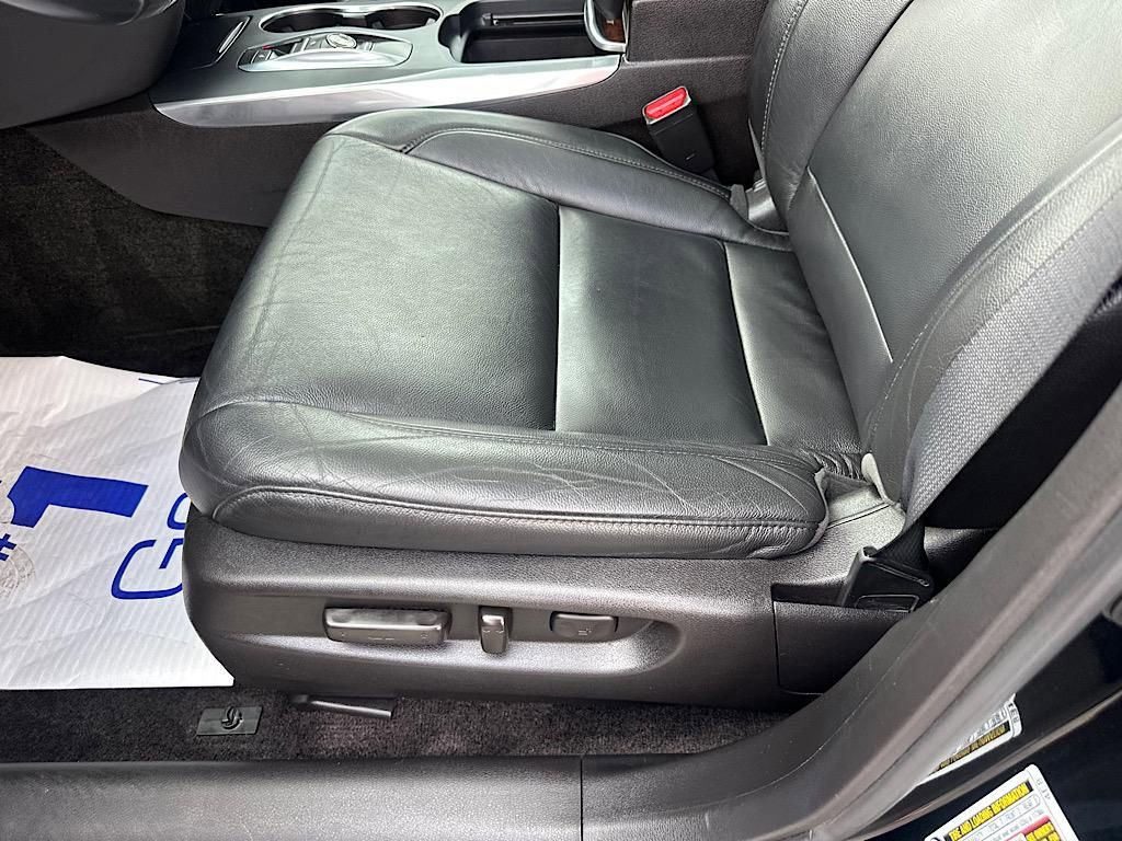 Used 2017 Acura MDX SH-AWD image 16