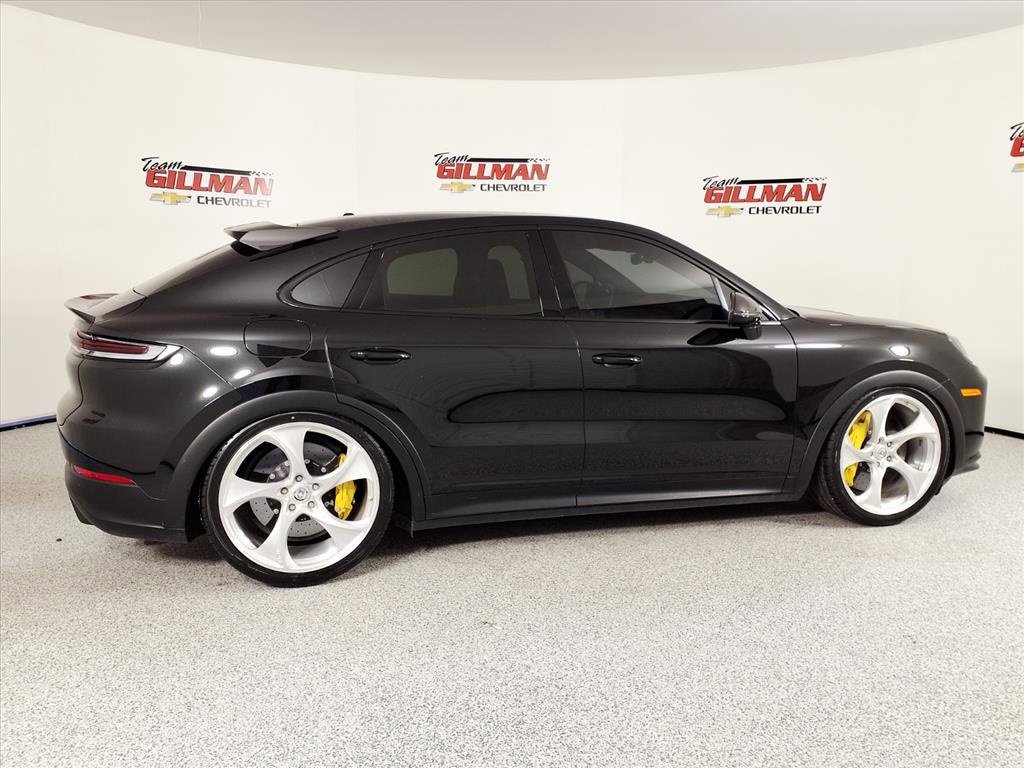 Used 2024 Porsche Cayenne Turbo GT image 8