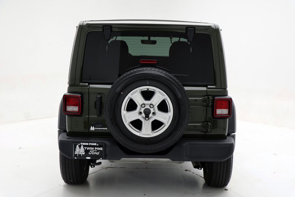 Used 2022 Jeep Wrangler Unlimited Sport w/ Sun And Sound Package AWD/4WD image 7