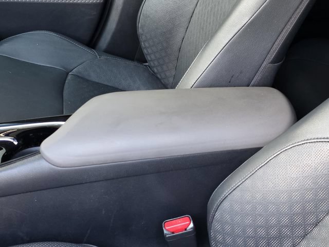 Used 2022 Toyota C-HR Limited FWD image 8