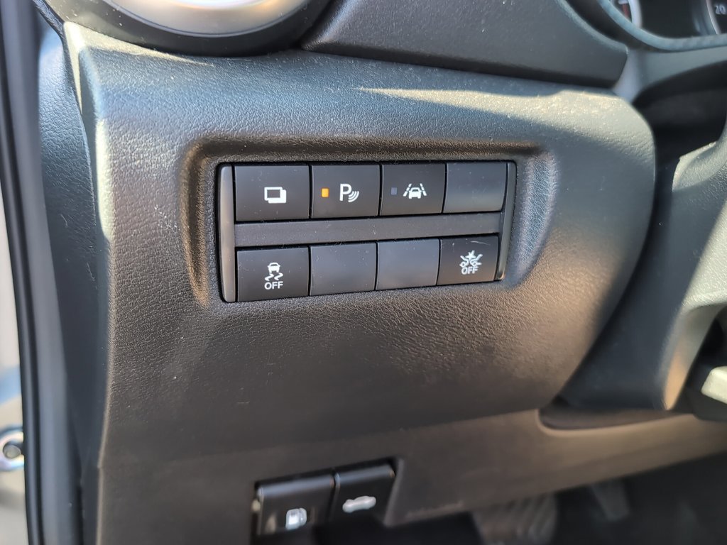 Used 2025 Nissan Versa S w/ Trunk Package FWD image 20