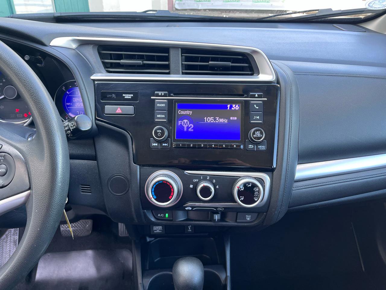 Used 2020 Honda Fit LX image 29