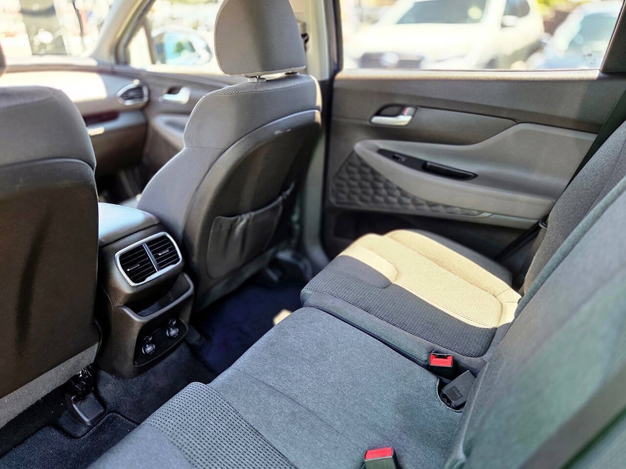 Used 2019 Hyundai Santa Fe SE AWD/4WD image 37