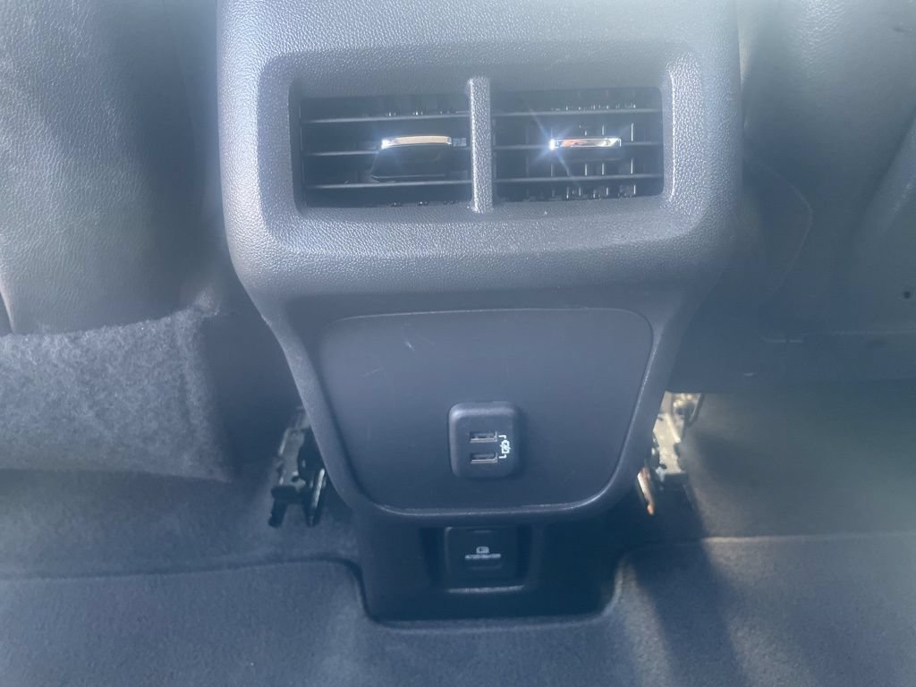 Used 2022 GMC Terrain AT4 w/ Infotainment Package II AWD/4WD image 21