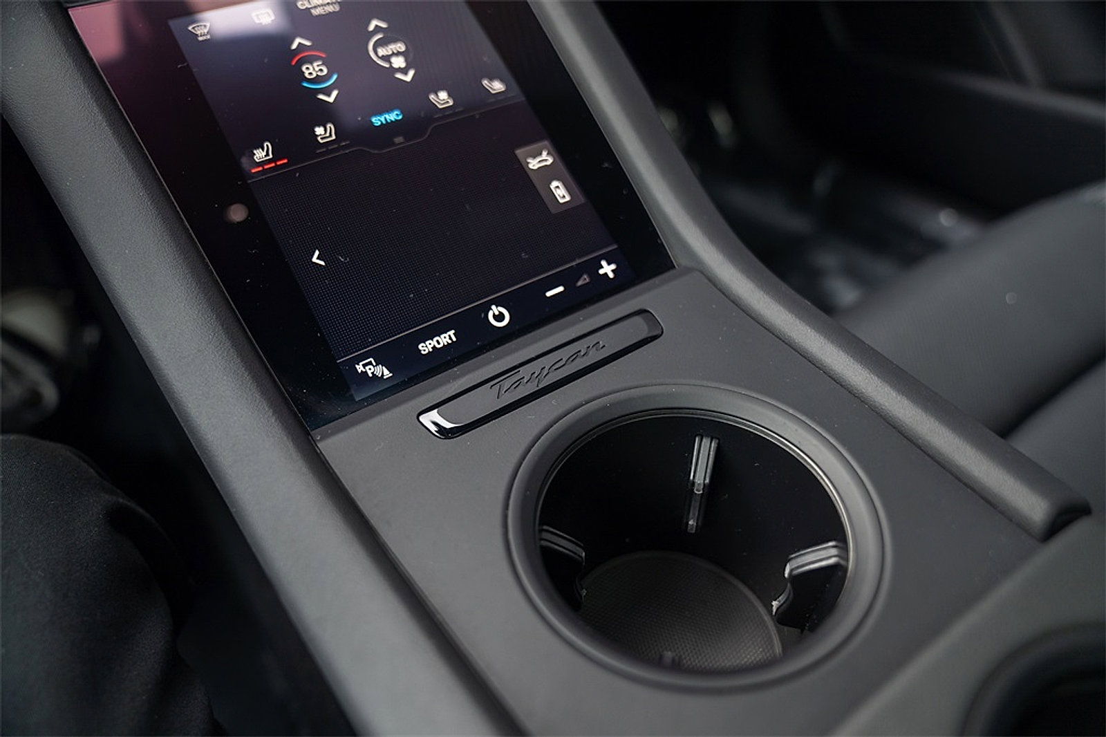 Certified 2023 Porsche Taycan image 13