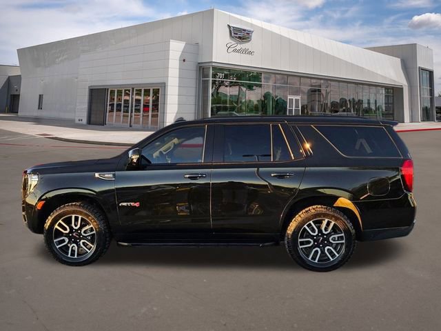 Used 2024 GMC Yukon AT4 w/ Technology Package image 2