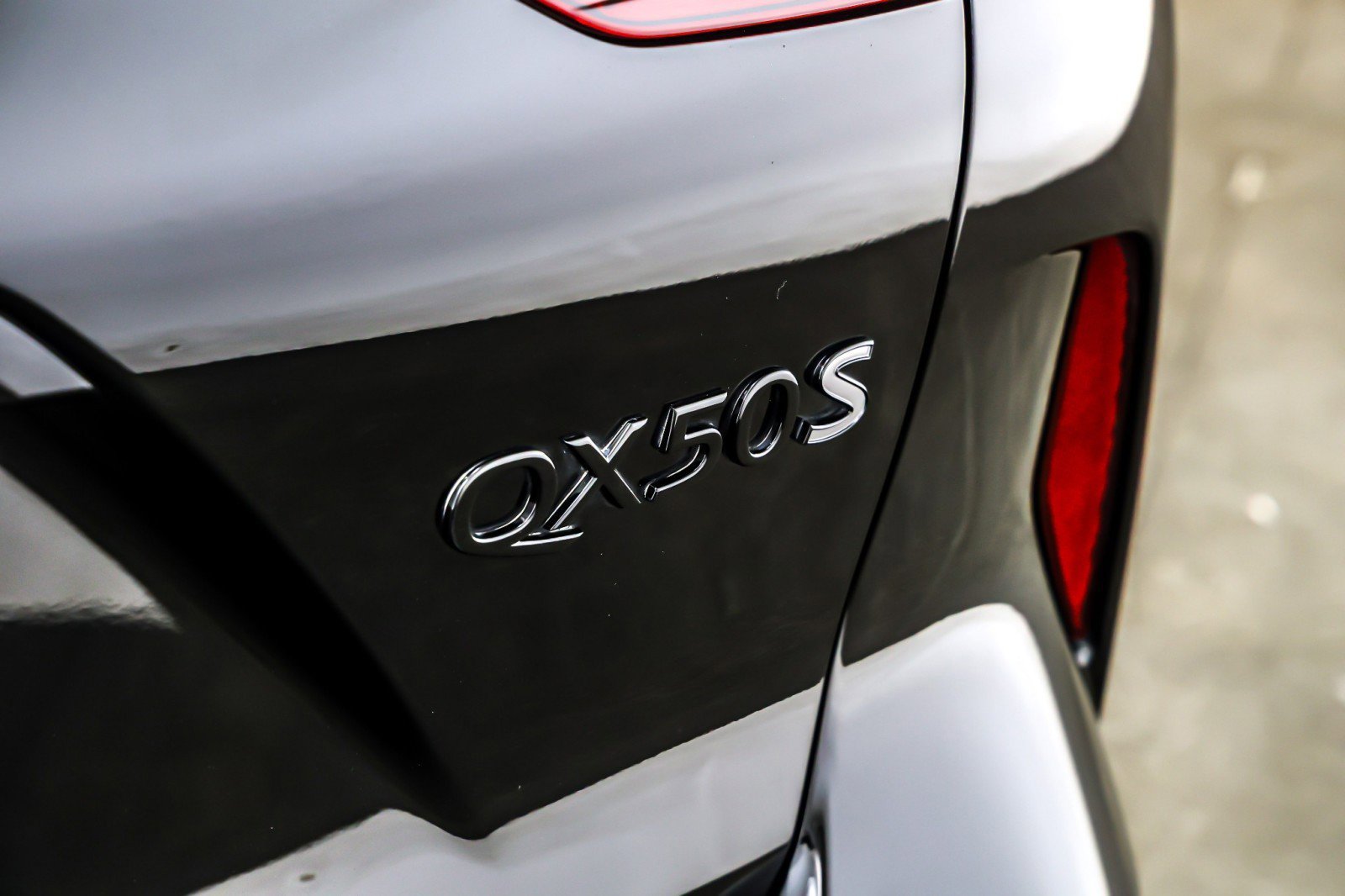 Used 2023 INFINITI QX50 Sport image 10