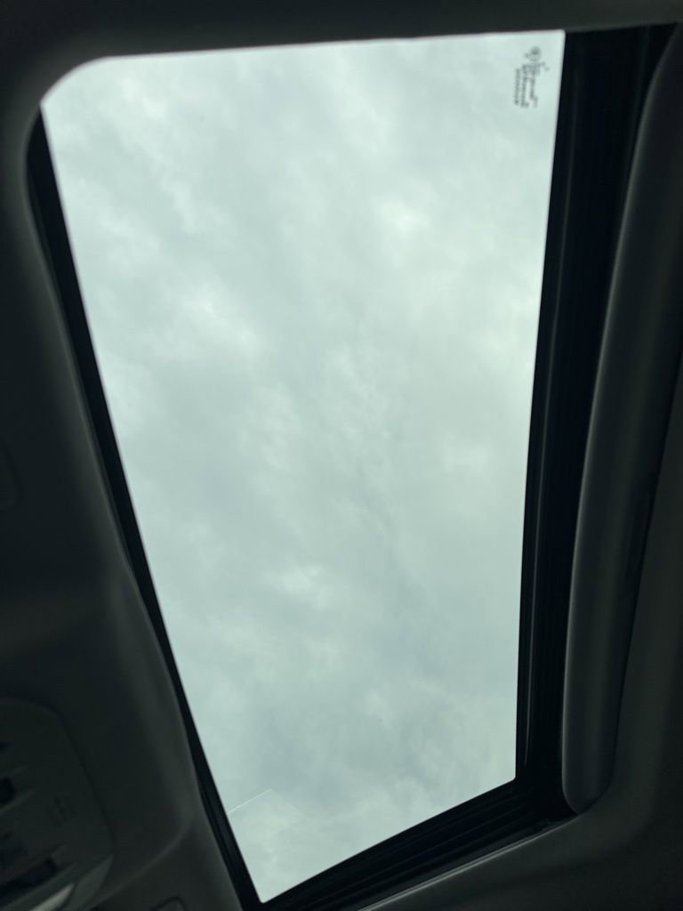 Used 2023 Toyota Highlander XLE image 26