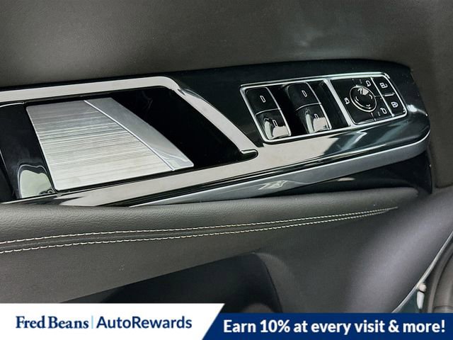 New 2026 Cadillac Escalade ESV Sport w/ LPO, ONYX Package image 17