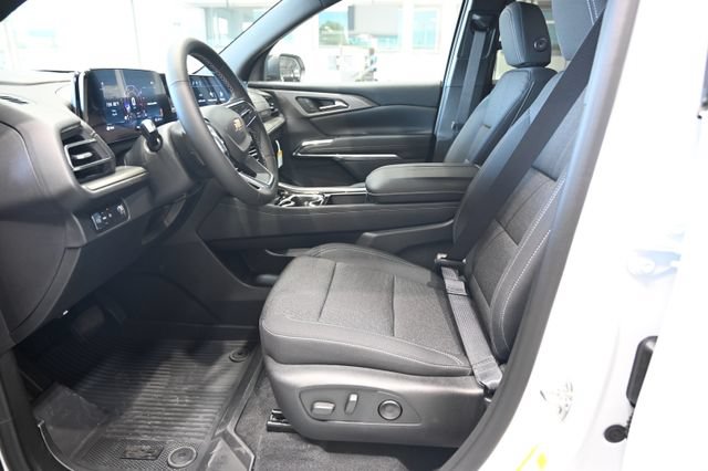 New 2026 Chevrolet Traverse LT w/ Driver Confidence Package FWD image 9