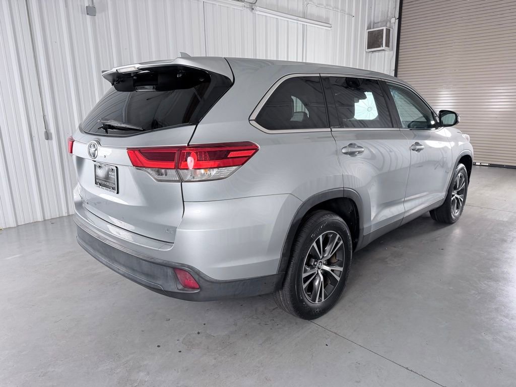 Used 2019 Toyota Highlander Plus image 5