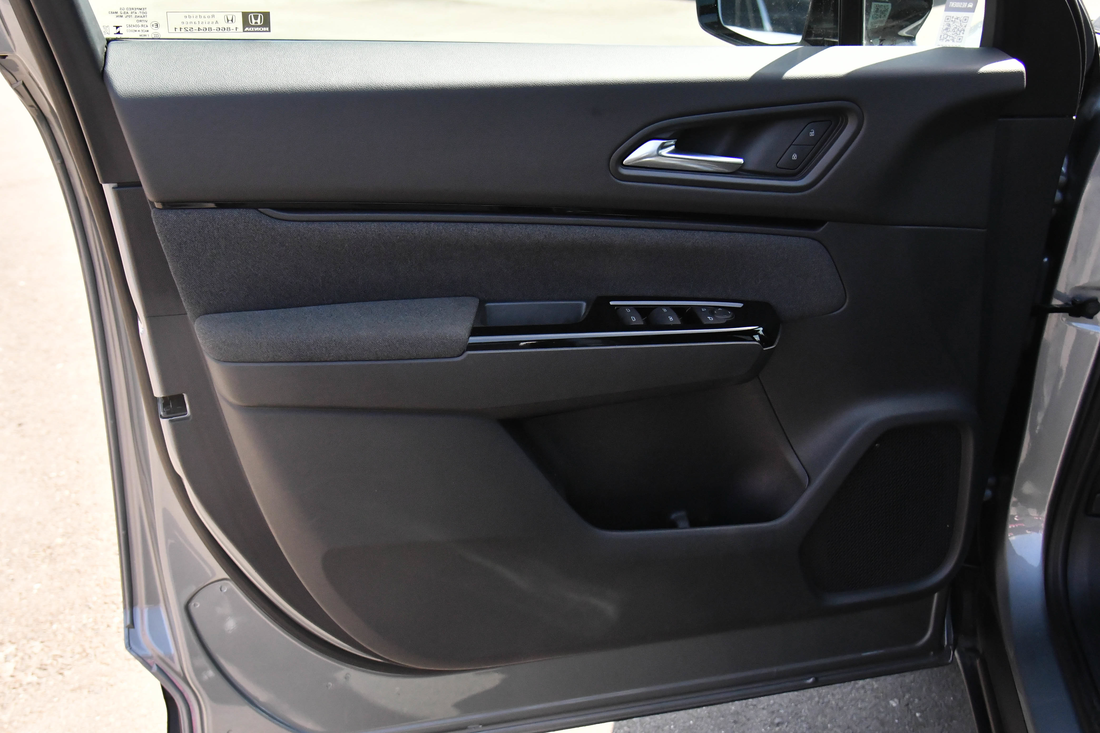 Used 2024 Honda Prologue EX image 14