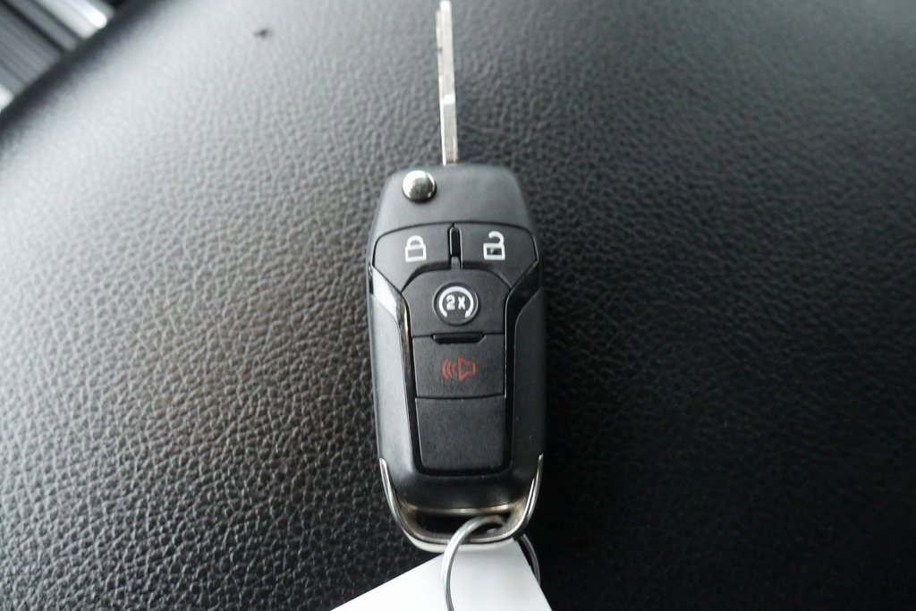 Used 2016 Ford F150 XLT w/ Equipment Group 302A Luxury image 20