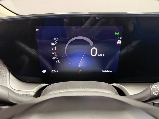 Used 2024 Buick Encore GX Avenir w/ Avenir Convenience Package image 30