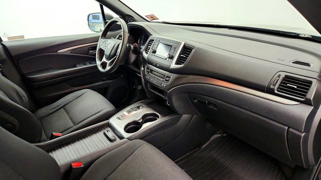 Used 2019 Honda Passport Sport image 22
