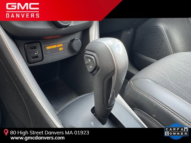 Used 2022 Chevrolet Trax LT w/ LT Convenience Package image 13