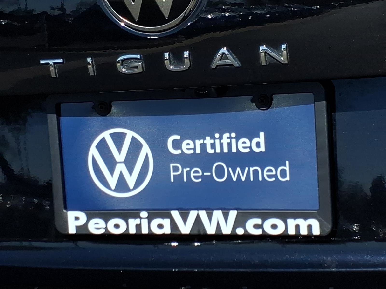 Certified 2023 Volkswagen Tiguan SE w/ Panoramic Sunroof Package image 16