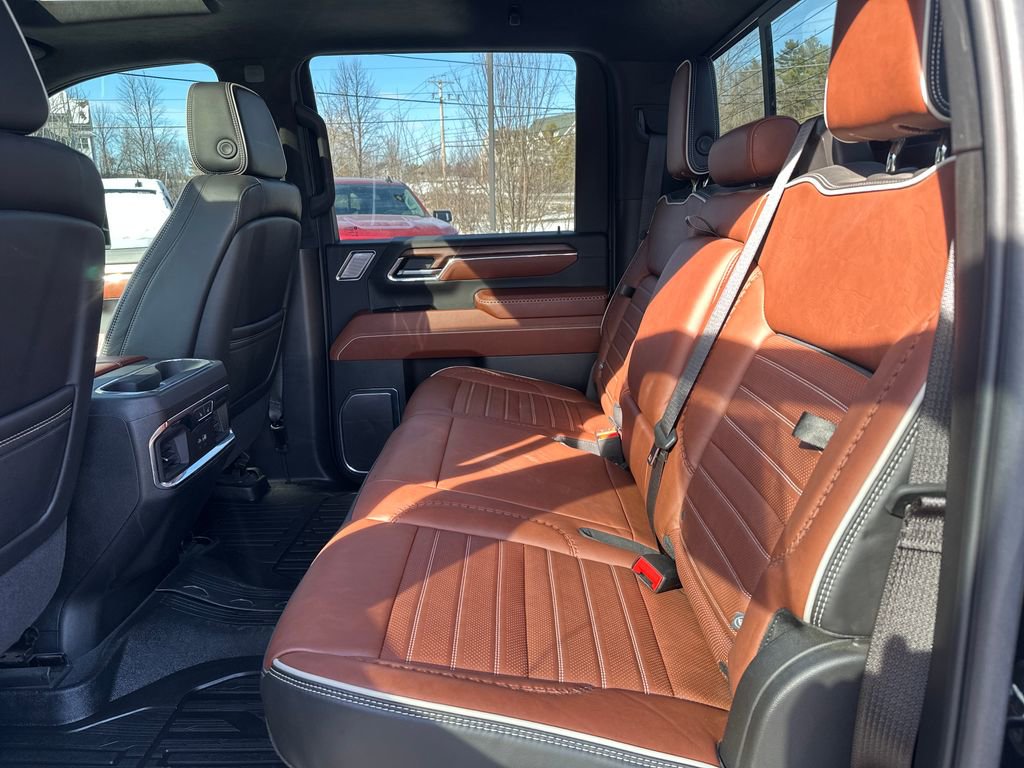 Used 2024 GMC Sierra 2500 Denali Ultimate image 18