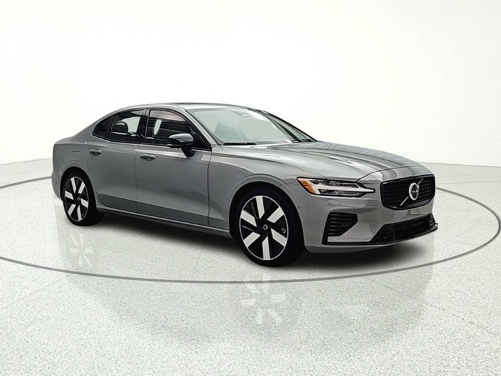 Used 2024 Volvo S60 T8 Ultimate w/ Climate Package AWD/4WD image 9
