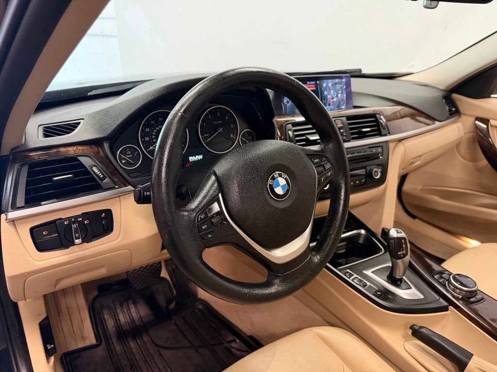 Used 2014 BMW 328d xDrive Sedan AWD/4WD image 17