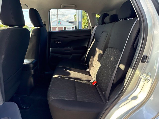 Used 2024 Mitsubishi Outlander Sport ES AWD/4WD image 14