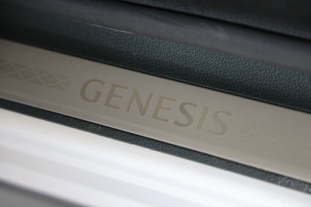 Used 2025 Genesis GV80 3.5T e-SC image 25