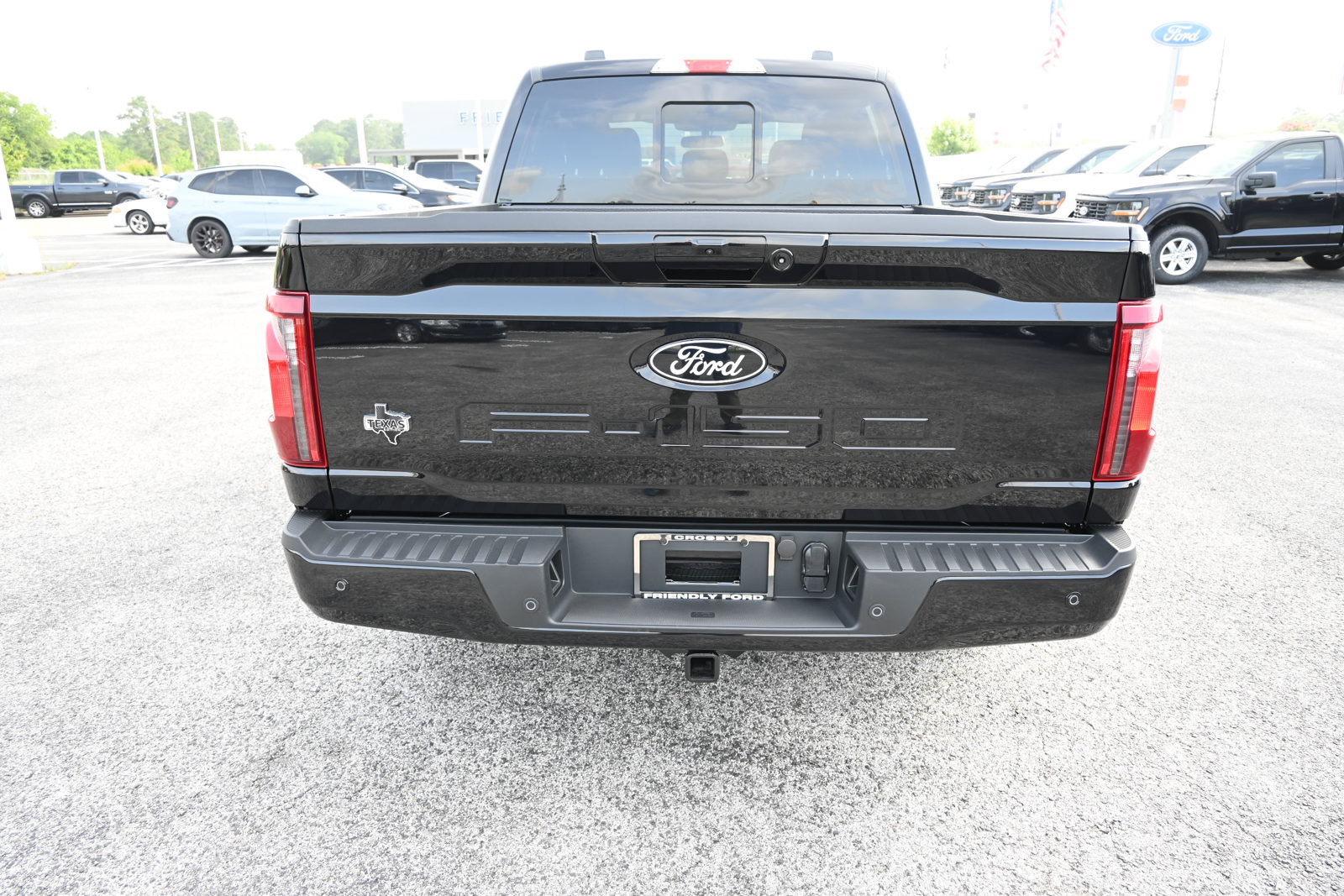 New 2026 Ford F150 XLT w/ Equipment Group 302A MID RWD image 4