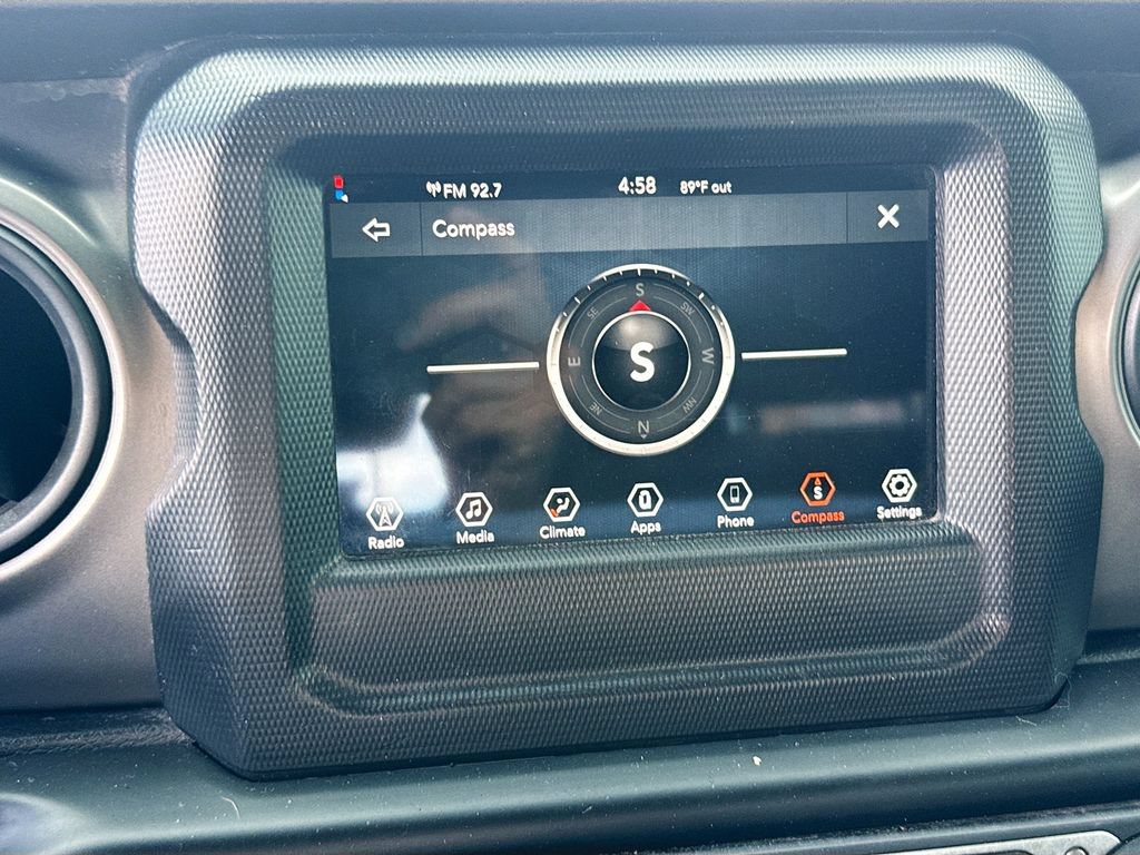 Used 2022 Jeep Wrangler Unlimited Sport AWD/4WD image 14