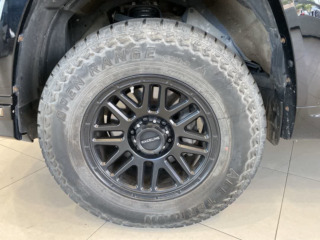 Used 2019 Toyota 4Runner Limited AWD/4WD image 13