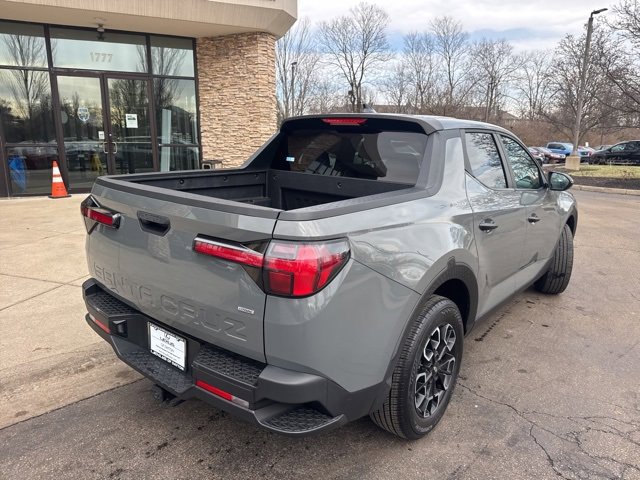 Used 2022 Hyundai Santa Cruz SEL image 3