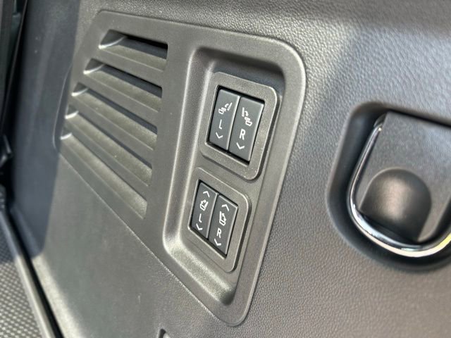 New 2026 Chevrolet Traverse RS w/ LPO, Floor Liner Package image 60