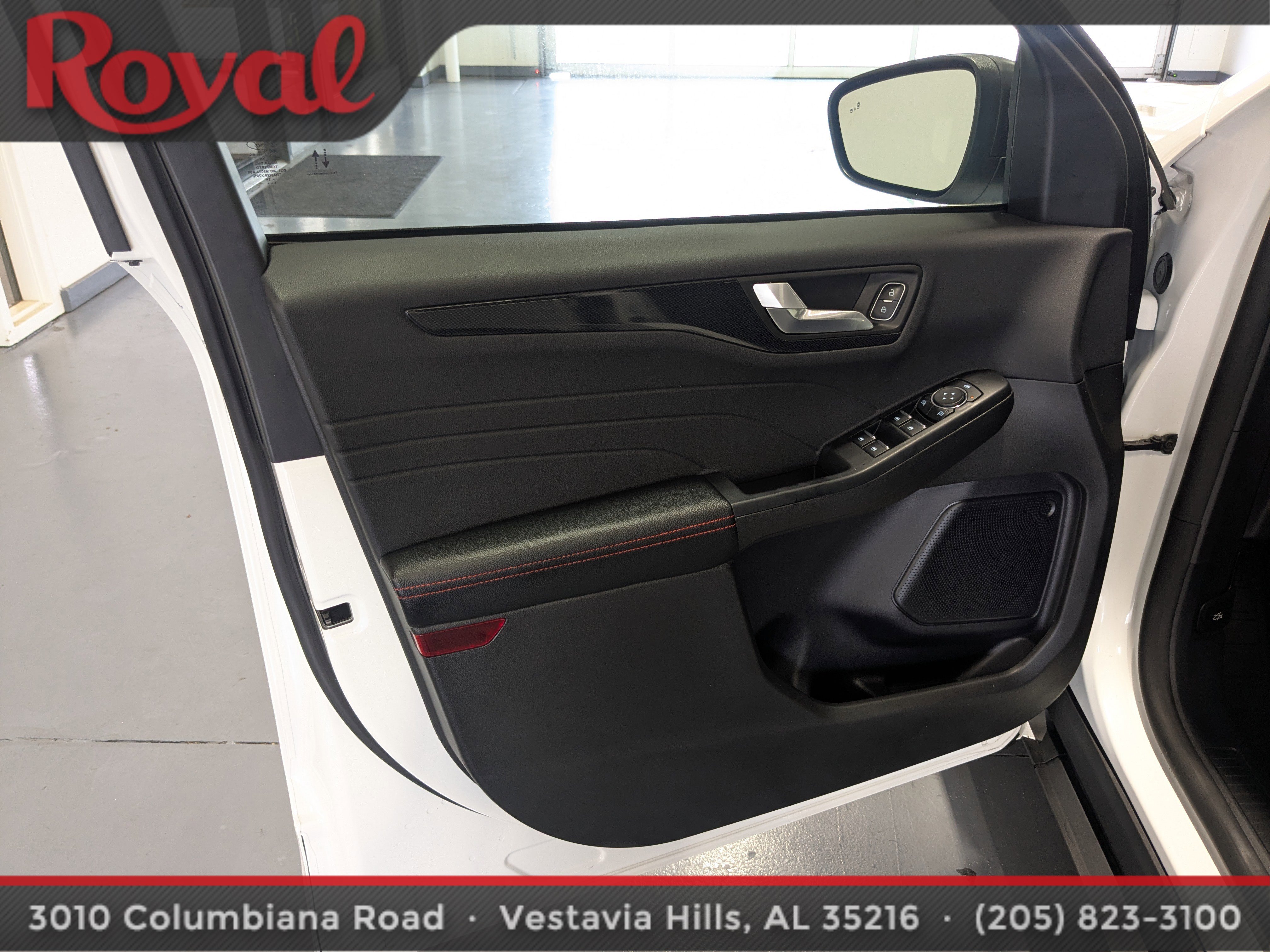 Used 2024 Ford Escape ST-Line w/ Tech Pack #1 FWD image 15
