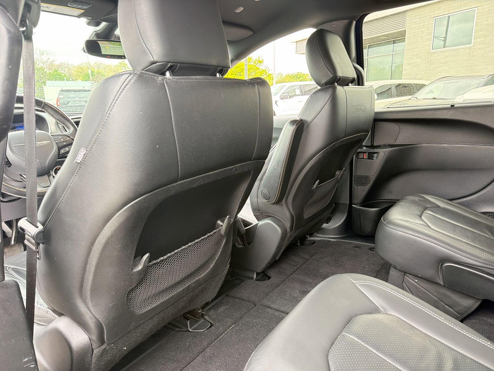 Used 2020 Chrysler Pacifica Touring-L AWD/4WD image 24