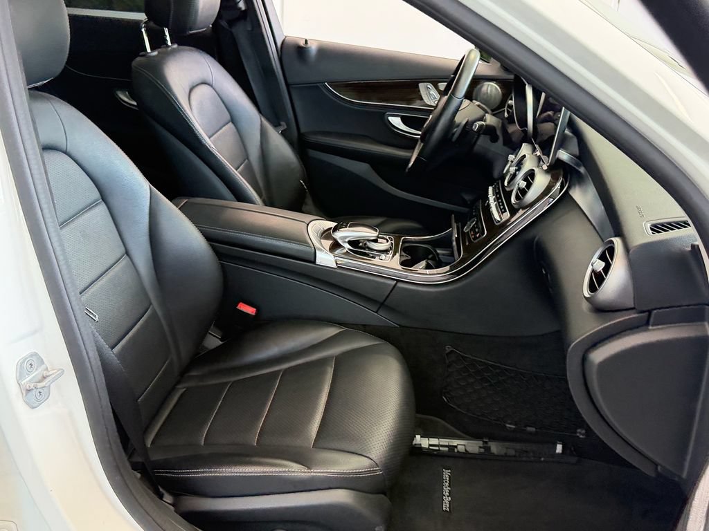 Used 2016 Mercedes-Benz C 300 4MATIC Sedan image 16