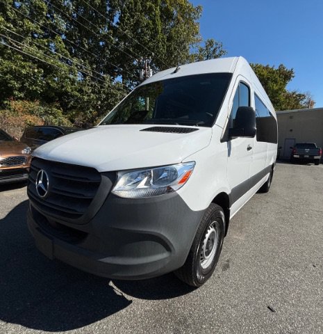 Used 2025 Mercedes-Benz Sprinter 2500 image 1
