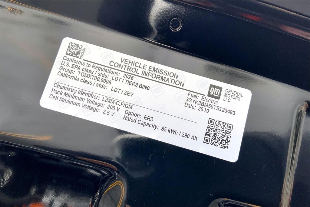 New 2026 Cadillac Optiq Luxury 1 image 18