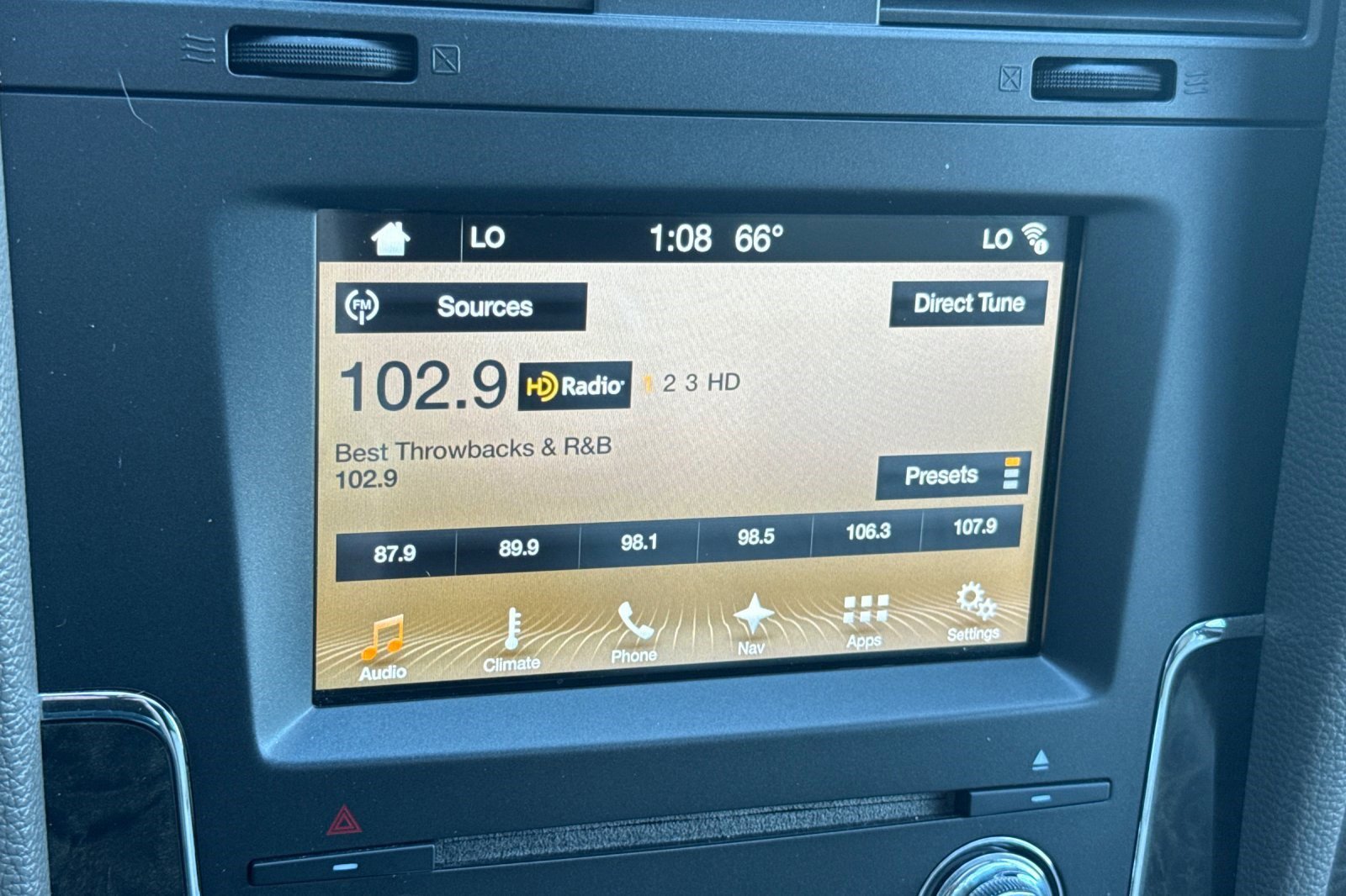 Used 2017 Lincoln Navigator Select image 23