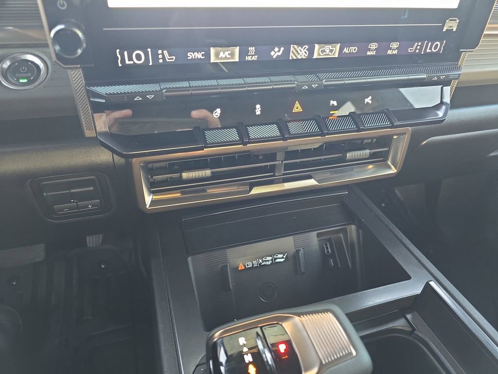 Used 2025 GMC Hummer EV 2X image 25